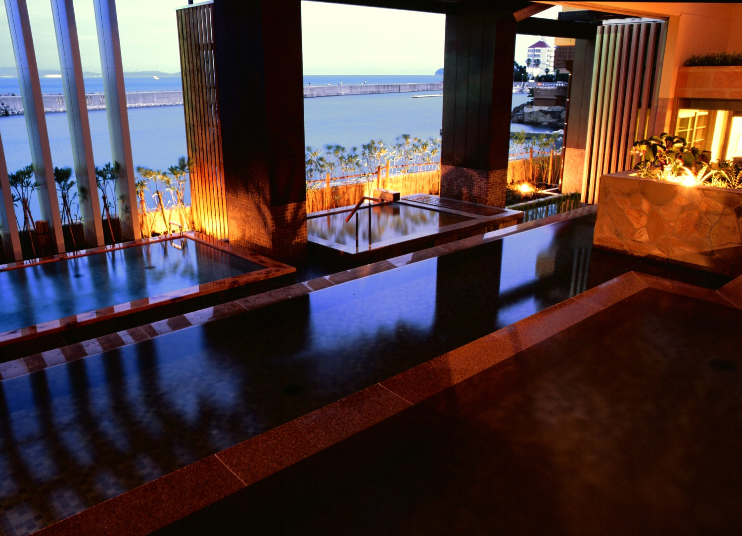 ホテルニューアワジ様 棚田の湯