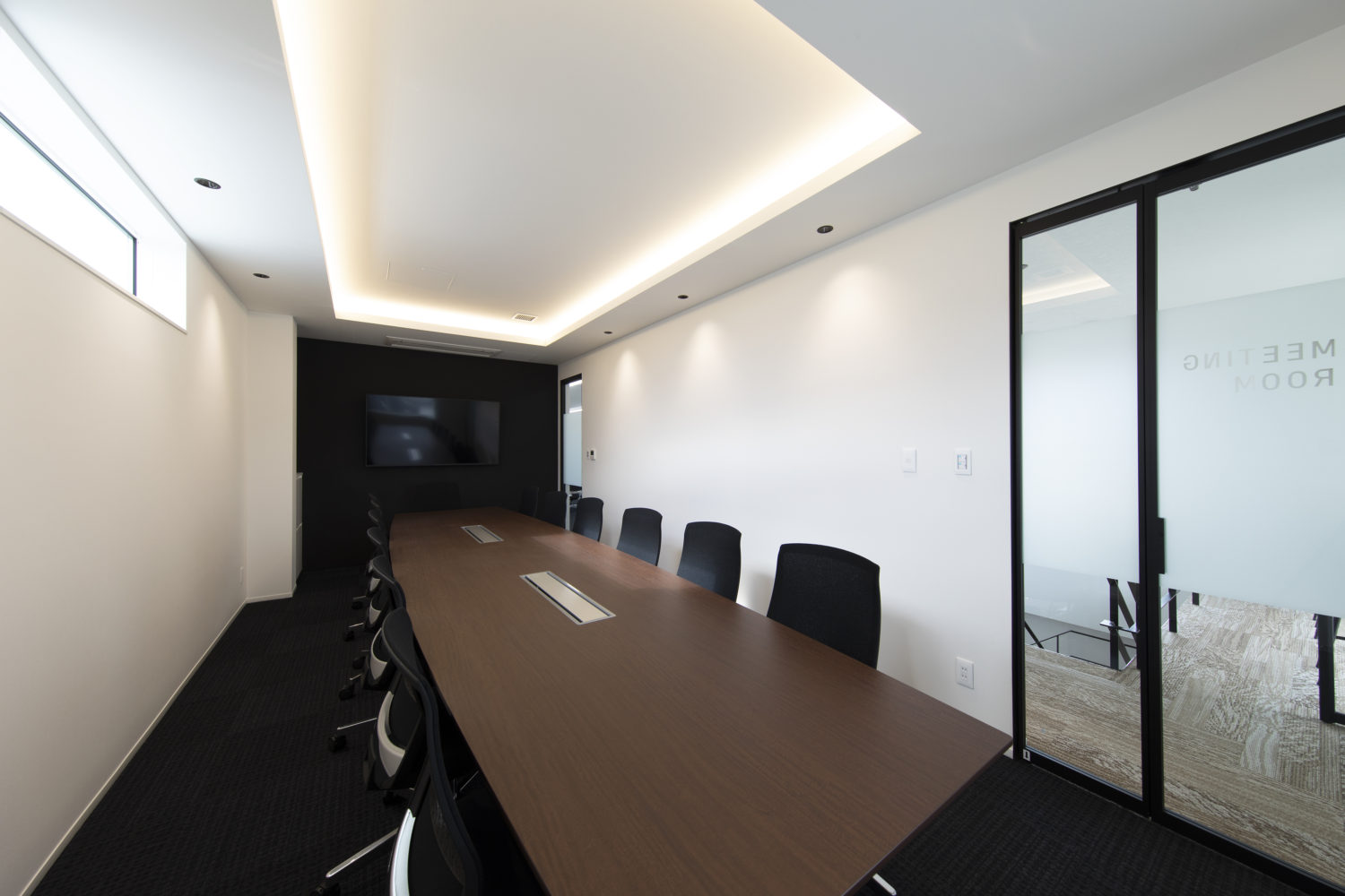 関西ハウス工業 本社社屋