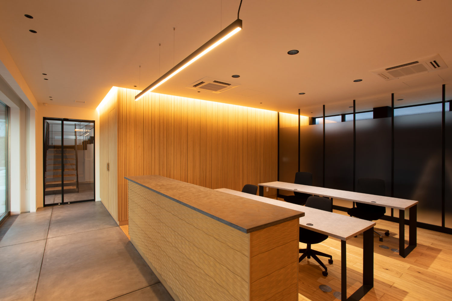 関西ハウス工業 本社社屋