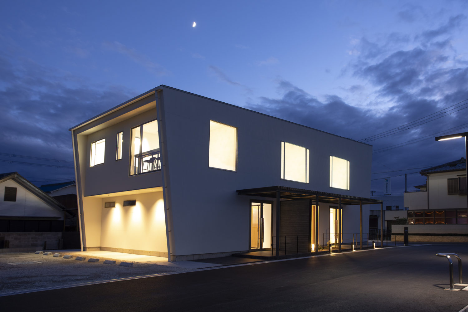 関西ハウス工業 本社社屋